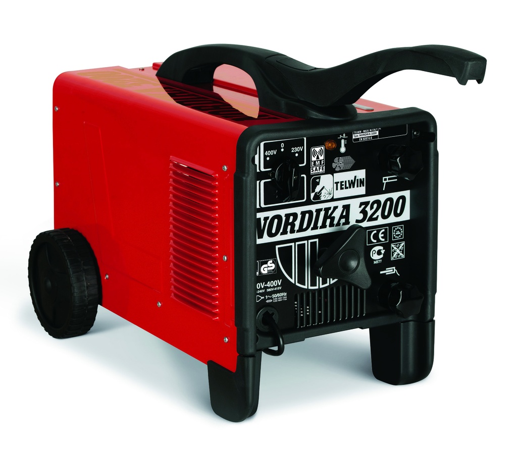 SOLDADORA ELECTRODOS NORDIKA 3200 230-400V  ACD